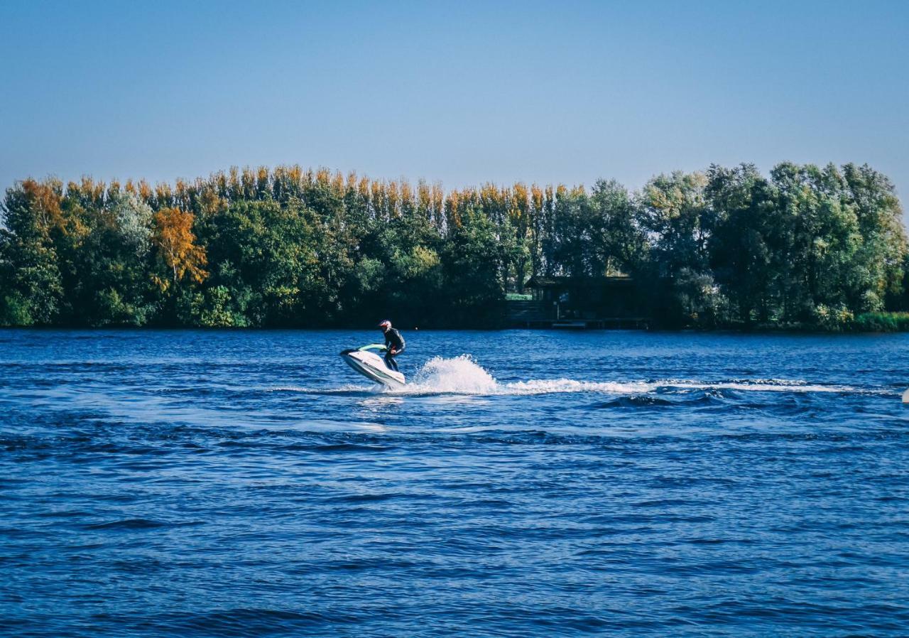Relaxing Holiday Home With Hot Tub At Tattershall Lakes Экстерьер фото